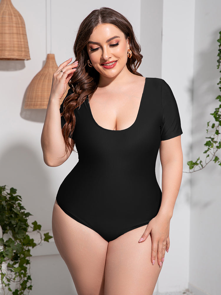 Plus Size Scoop Neck Short Sleeve One-Piece Swimsuit, NikkiandNaomi