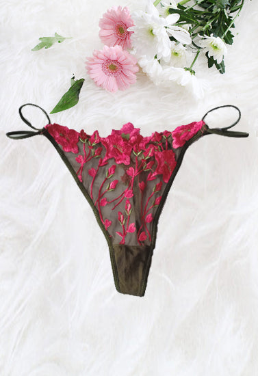 Wacoal Pinkish Thread Embroidery Lace G-String(sold out)