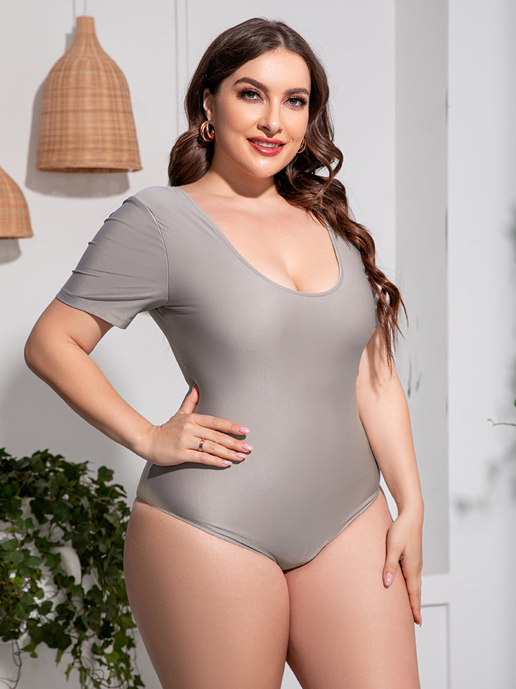 Plus Size Scoop Neck Short Sleeve One-Piece Swimsuit, NikkiandNaomi